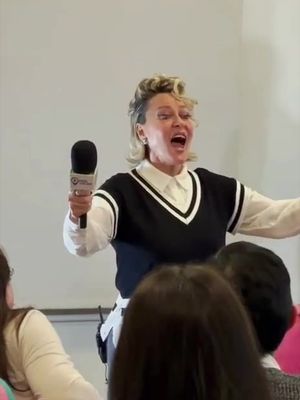 What a joy and an honour to join the Electric Pink Voice choir in a rehearsal in Blackpool. Stick that chest out and belt it! 😄 Such an inspiring and talented bunch of people. My heart is full! ❤️🧡💛💚💙💜 @Horlock House  @pridethisway